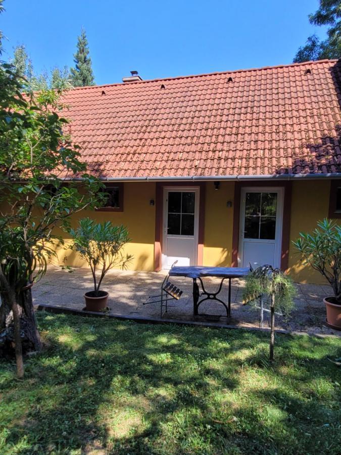 Mohas Vendeghaz Koszeg Mohas Ut 107 Hotel Buitenkant foto