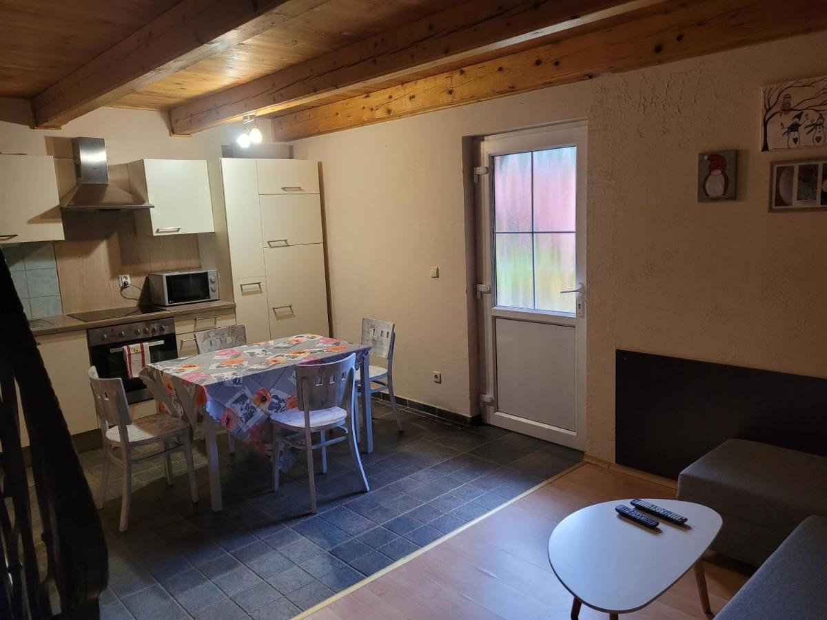 Mohas Vendeghaz Koszeg Mohas Ut 107 Hotel Buitenkant foto