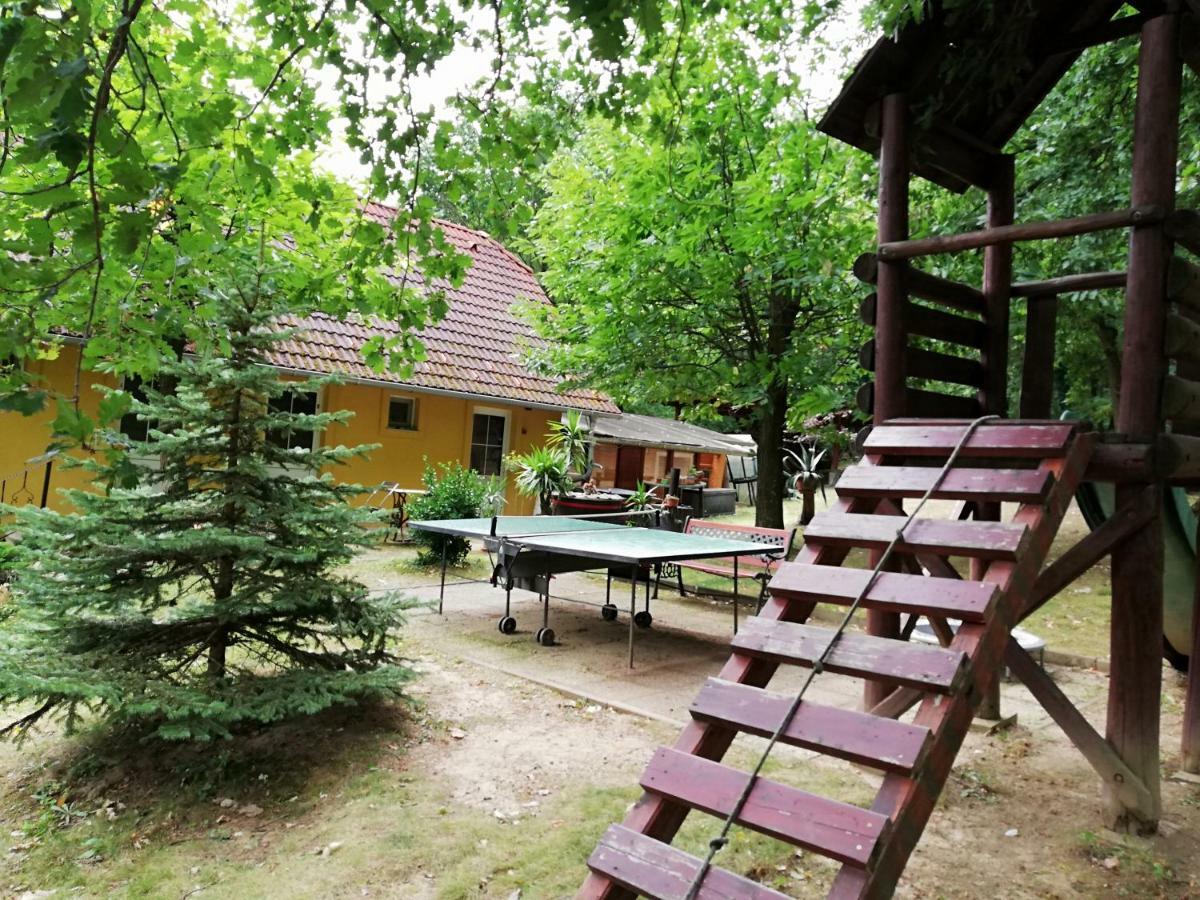 Mohas Vendeghaz Koszeg Mohas Ut 107 Hotel Buitenkant foto